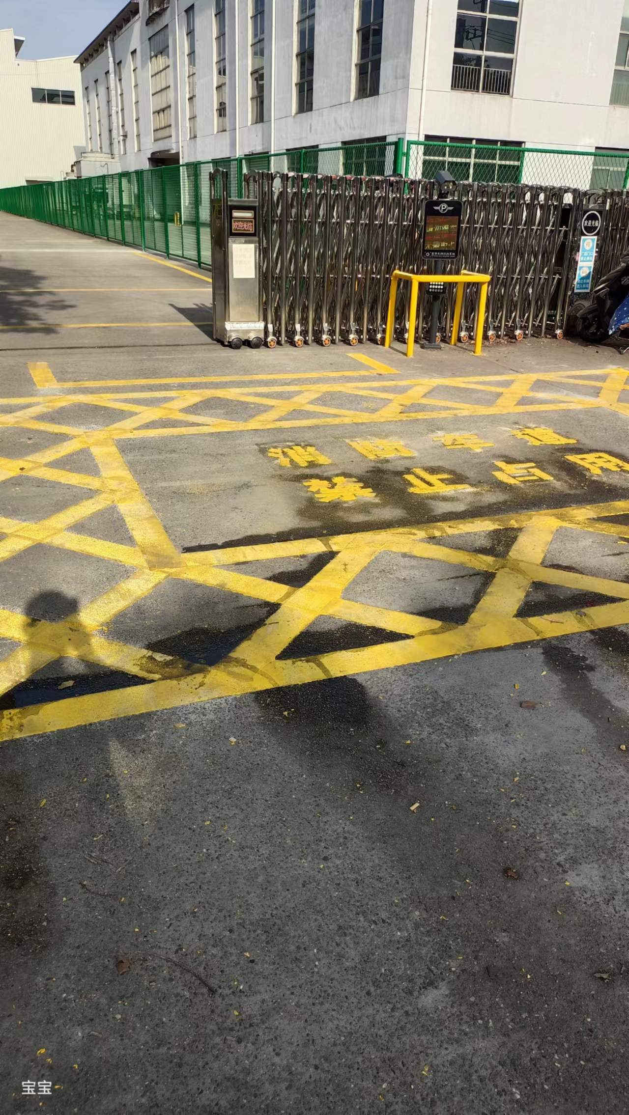 白朗马路划线